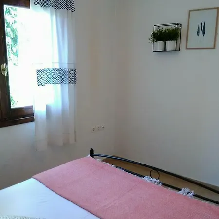 Garden House By The Sea Kato Gatzea